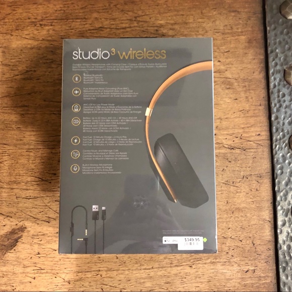NWT Beats studio 3 wireless - Picture 4 of 6